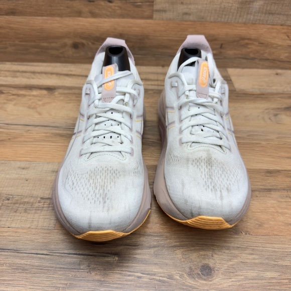 ASICS Women size 8 Gel-Kayano 32 1012B839 Beige Running Shoes Sneakers - Picture 3 of 8